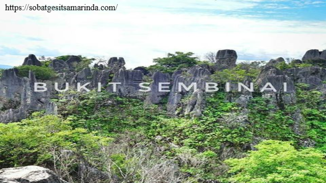 Berwisata dan Berjelajah di Taman Batu Bukit Sembinai